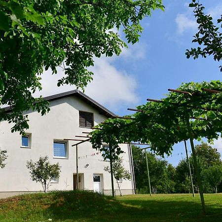 Lora Apartment Rakovica Luaran gambar